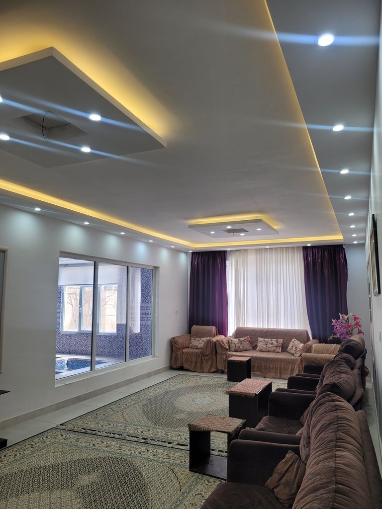 ویلا دوخوابه استخردار آبگرم کمیلی - پذيرايی 