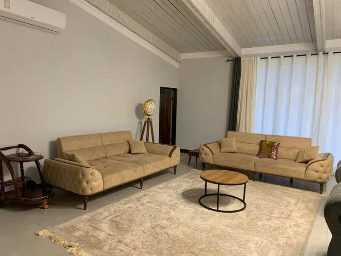 دوخوابه استخردار آبگرم باغ سوفيا