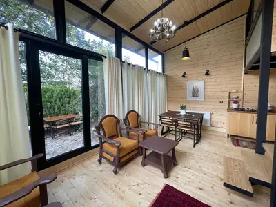 کلبه دوخوابه دوبلکس استخردار آبگرم زمرد