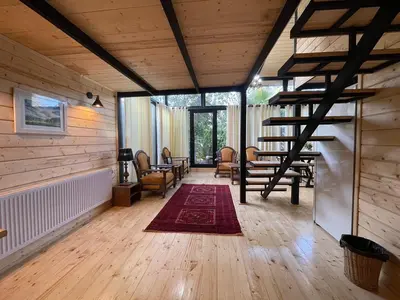 کلبه دوخوابه دوبلکس استخردار آبگرم زمرد