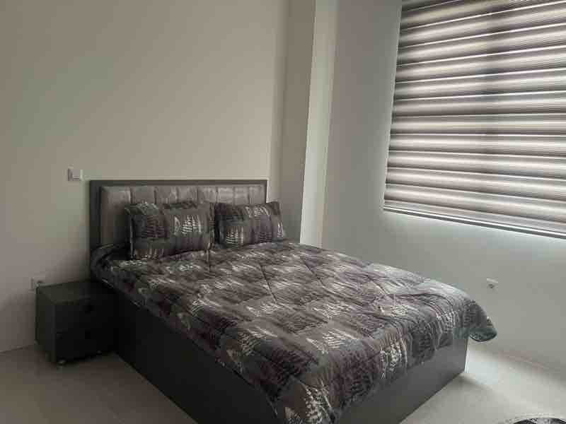 آپارتمان دوخوابه گلشهر 8