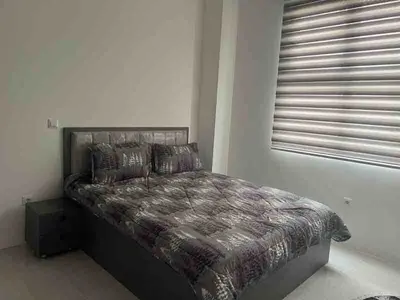 آپارتمان دوخوابه گلشهر 8