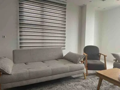 آپارتمان دوخوابه گلشهر 8