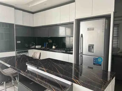 آپارتمان دوخوابه گلشهر 8