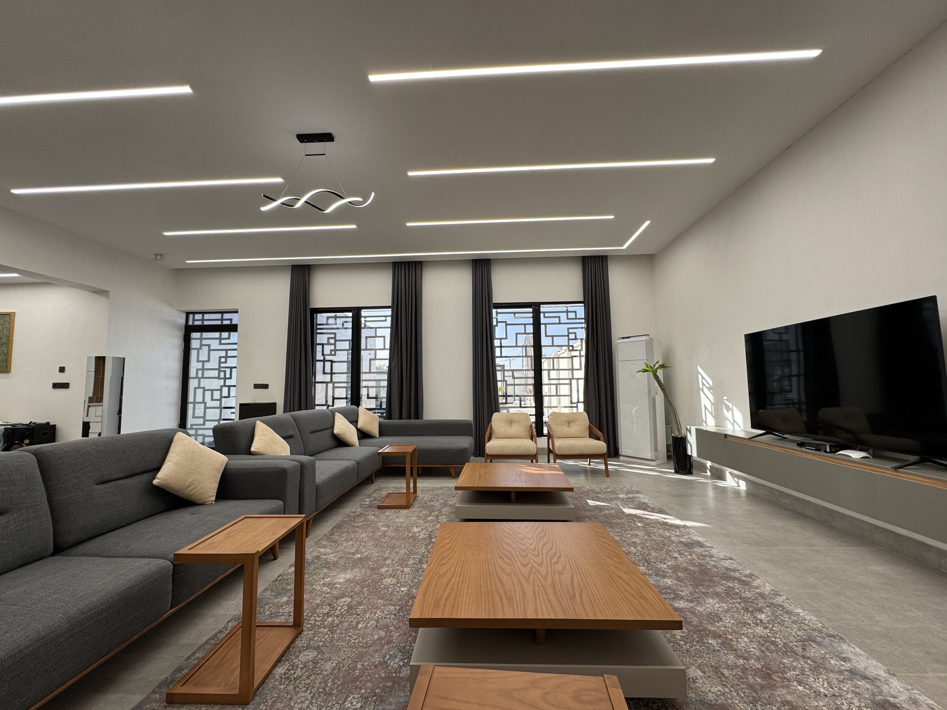 ویلا دو خوابه استخردار آبگرم ریوا