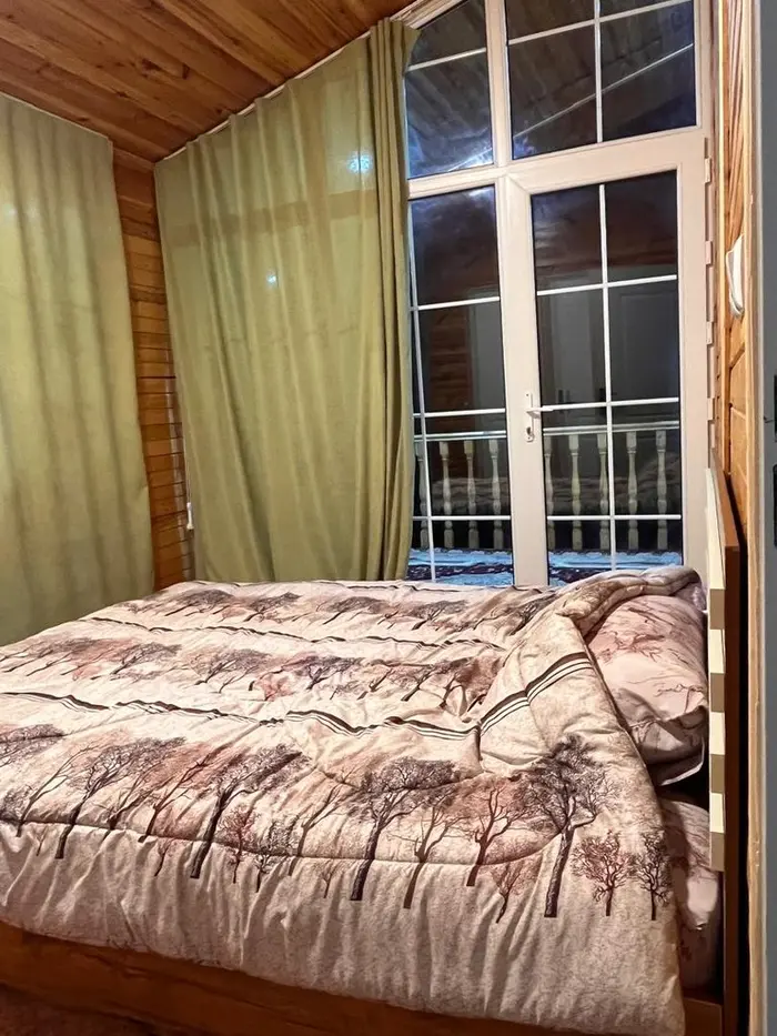 کلبه کلبه چوبی شب پر ستاره تاسکوه 