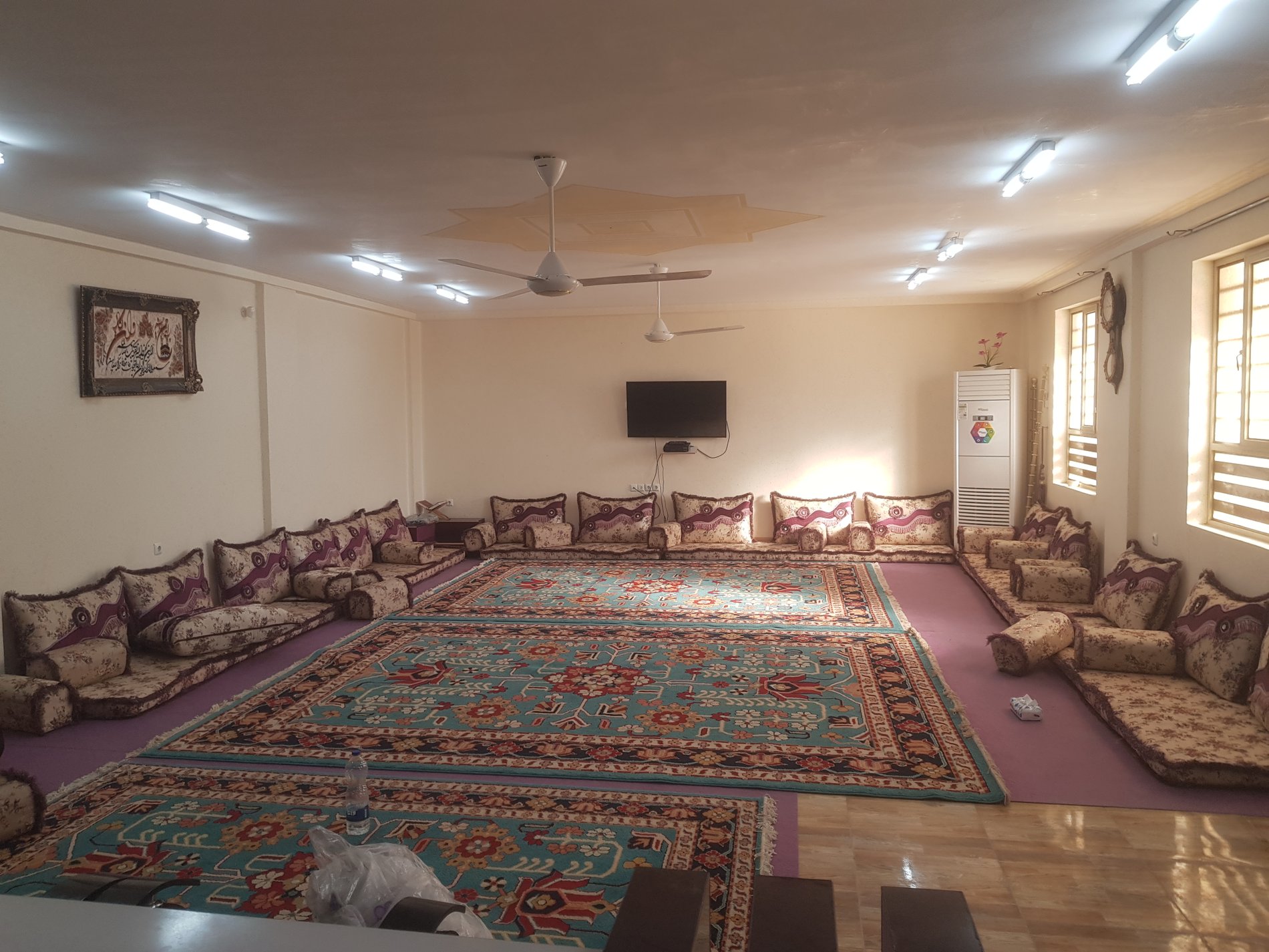 ویلا ویلا دوخوابه بزرگ استخردار ...