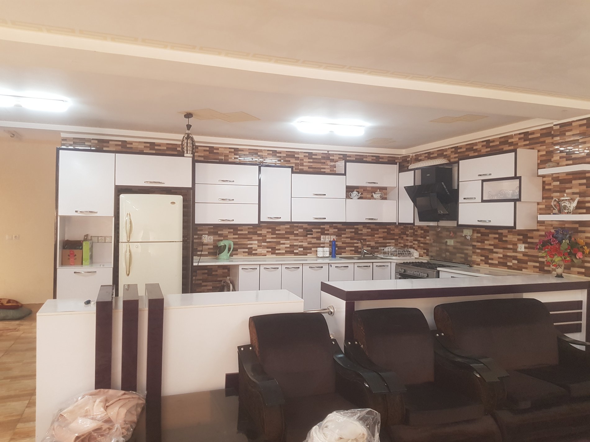 ویلا ویلا دوخوابه بزرگ استخردار ...