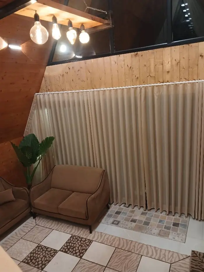 کلبه سوئیسی صنوبر