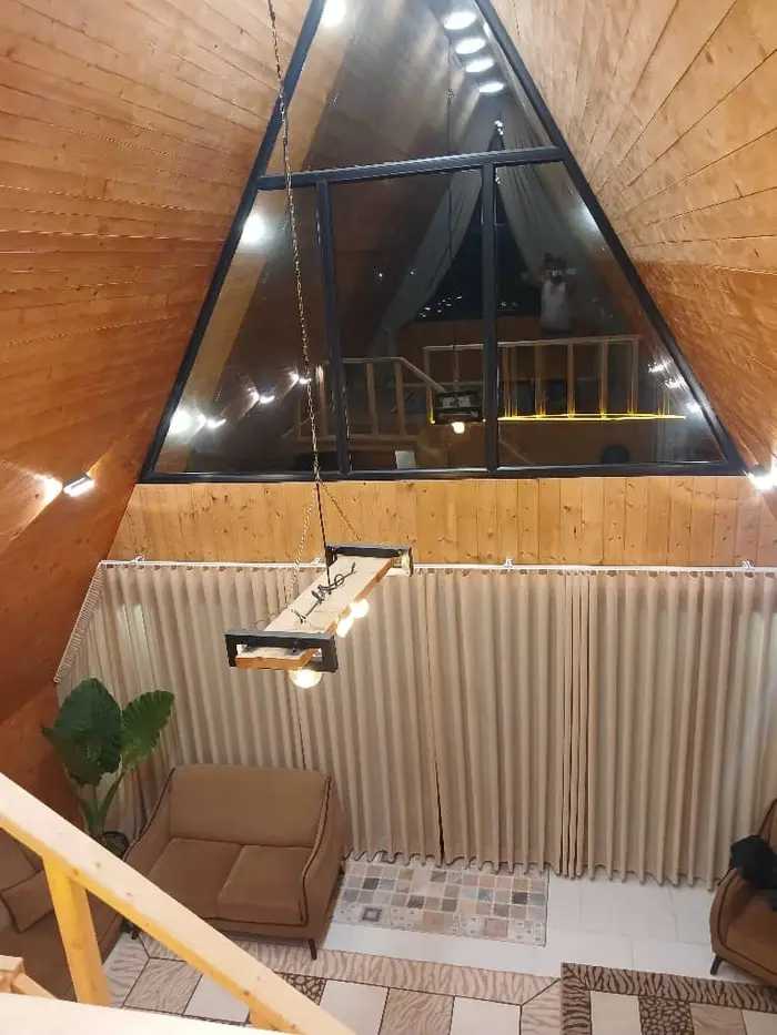 کلبه سوئیسی صنوبر