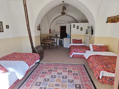 بومگردی مزرعه گردشگری کاریز قلعه ۵