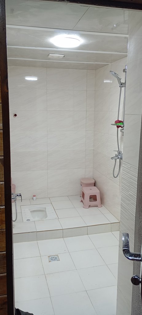 کلبه یک خوابه سوئیسی قلب جنگل