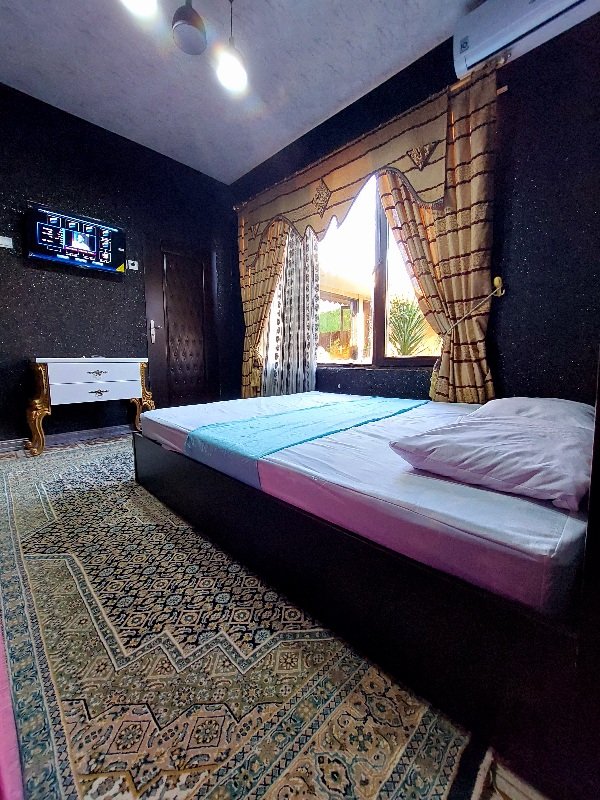 بوم گردی سیمرغ 1 - واحد فلت