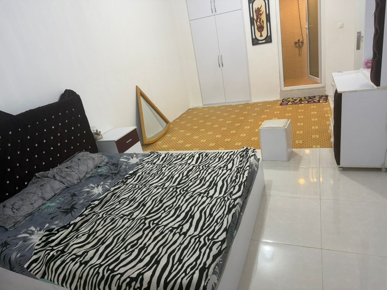 آپارتمان دو خوابه بهاران 3