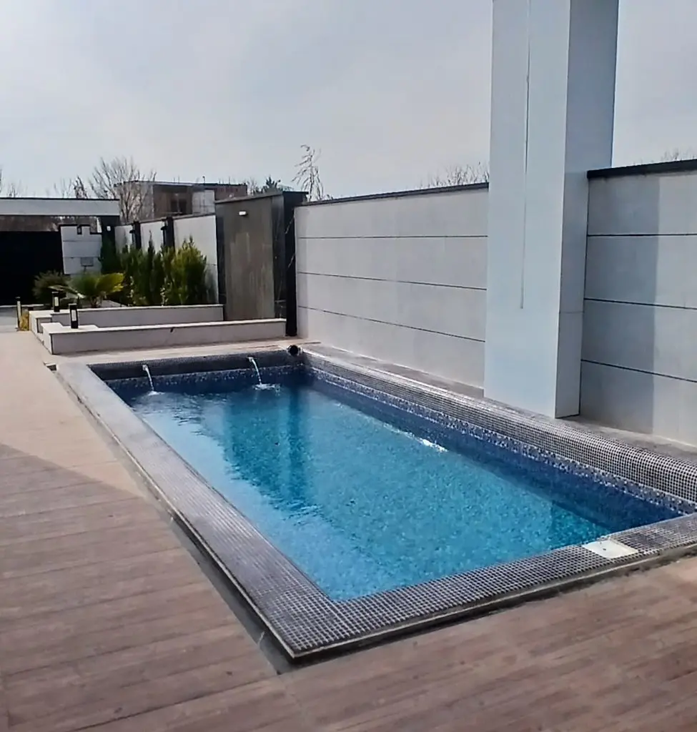 ویلا سه خوابه استخردار آبگرم بهار 6