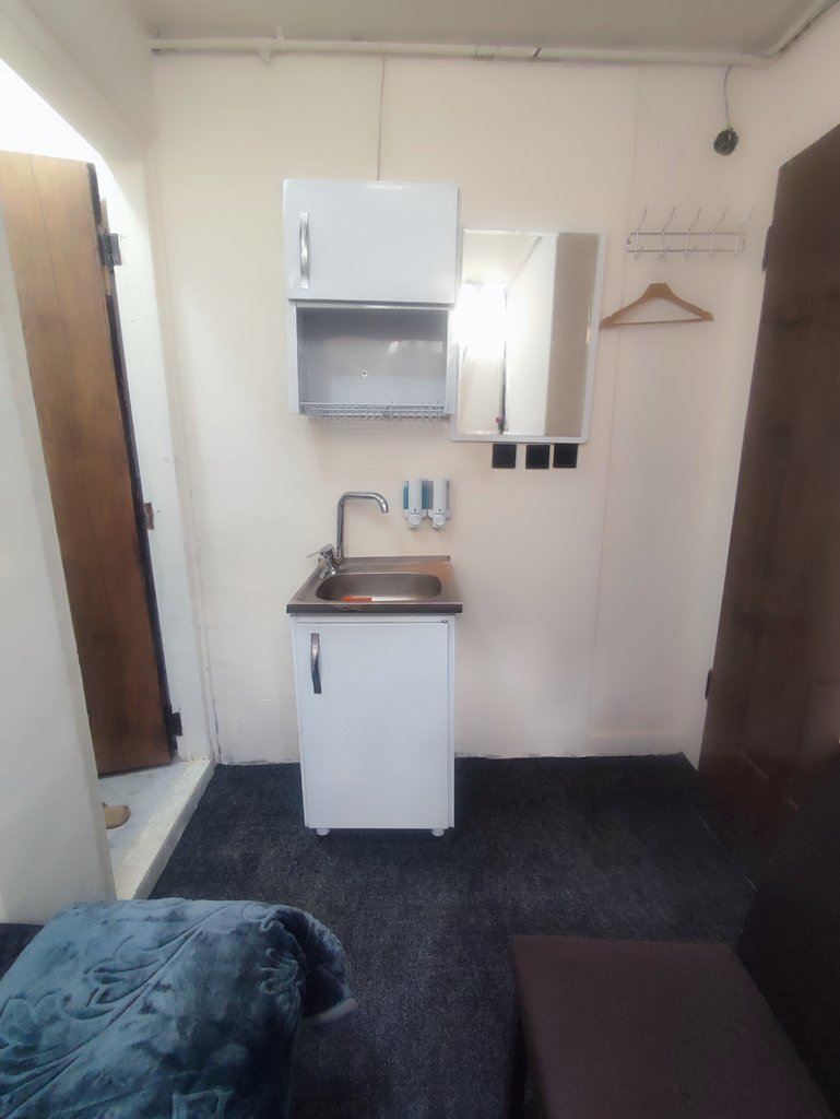 مجتمع اقامتگاهی فلت گلبار انقلاب - واحد۴