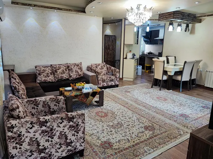 ویلا دوخوابه استخردار نرگستان - سالن پذیرایی