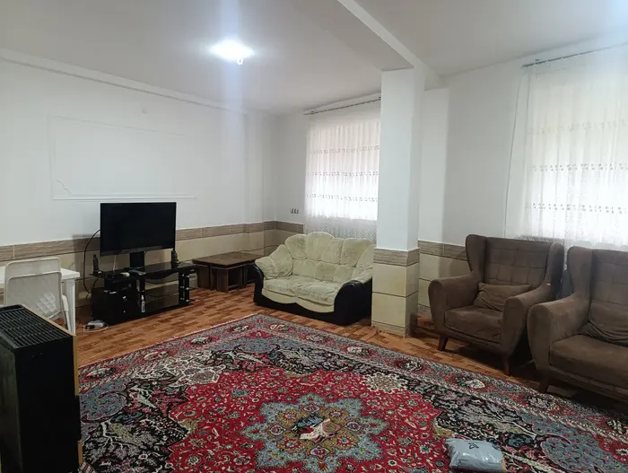 سوئیت یک خوابه صادقلو