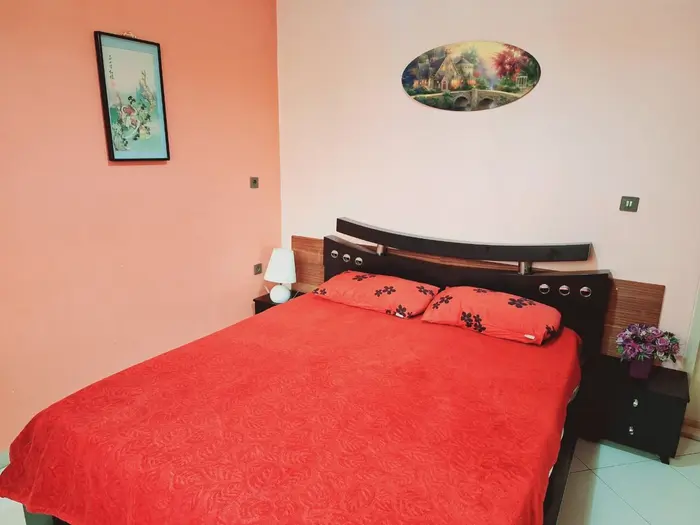 آپارتمان یک خوابه افتخاری انقلاب واحد 1