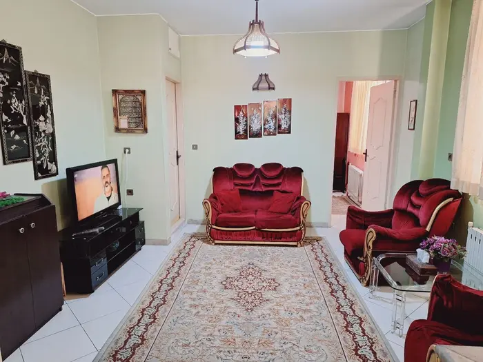 آپارتمان یک خوابه افتخاری انقلاب واحد 1