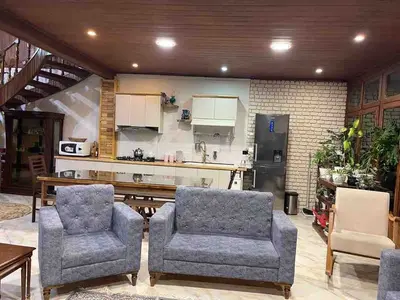 کلبه سه خوابه دوبلکس استخردار آبگرم تى تى