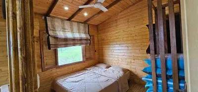 کلبه دوخوابه جکوزی دار جنگلی ازدار لفور