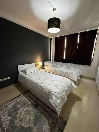 آپارتمان دوخوابه آسمانی پارک وی