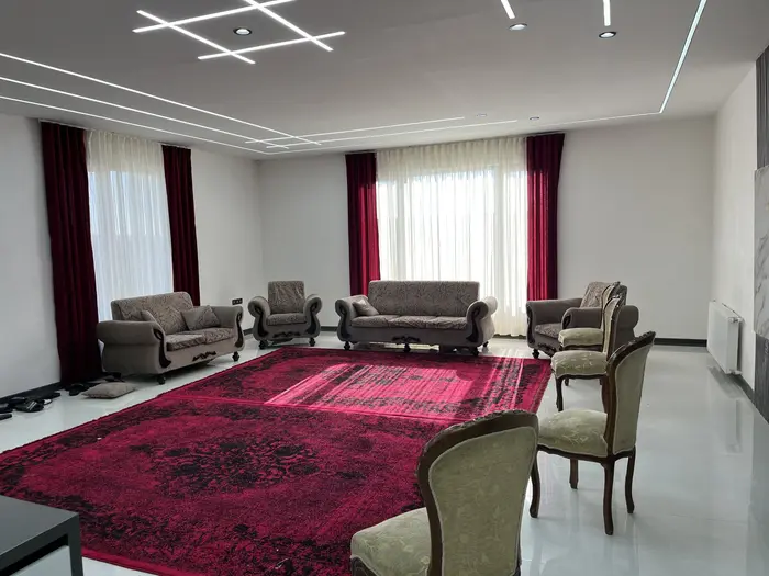 ویلا دوخوابه استخردار آبگرم پرواز