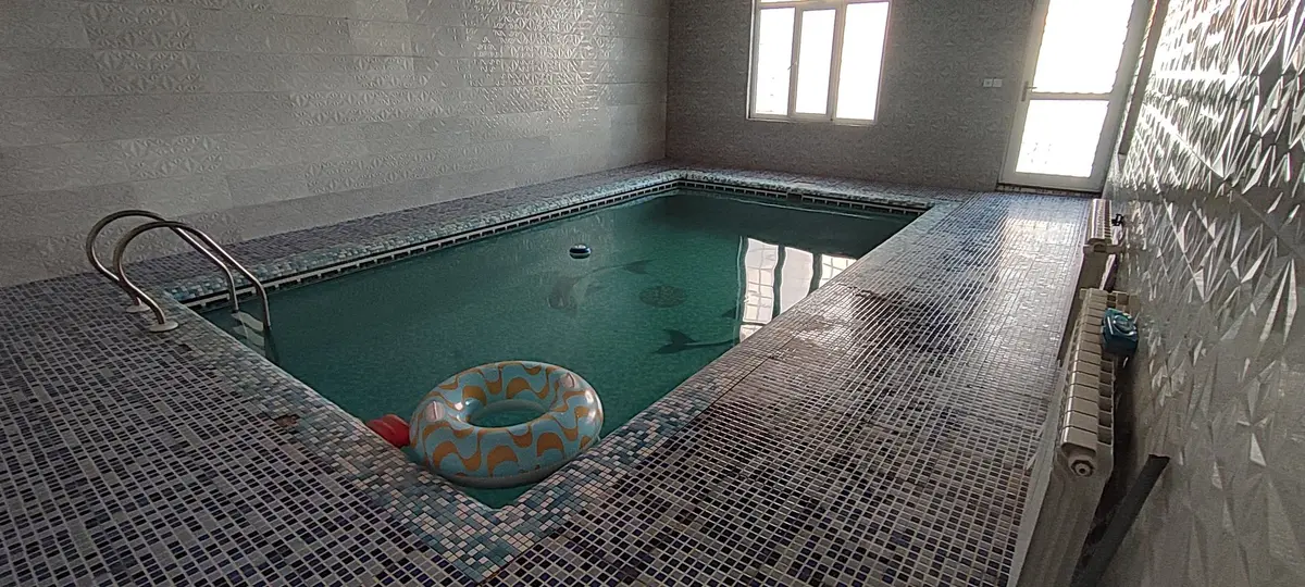 ویلا دو خوابه استخردار آبگرم قنات 2