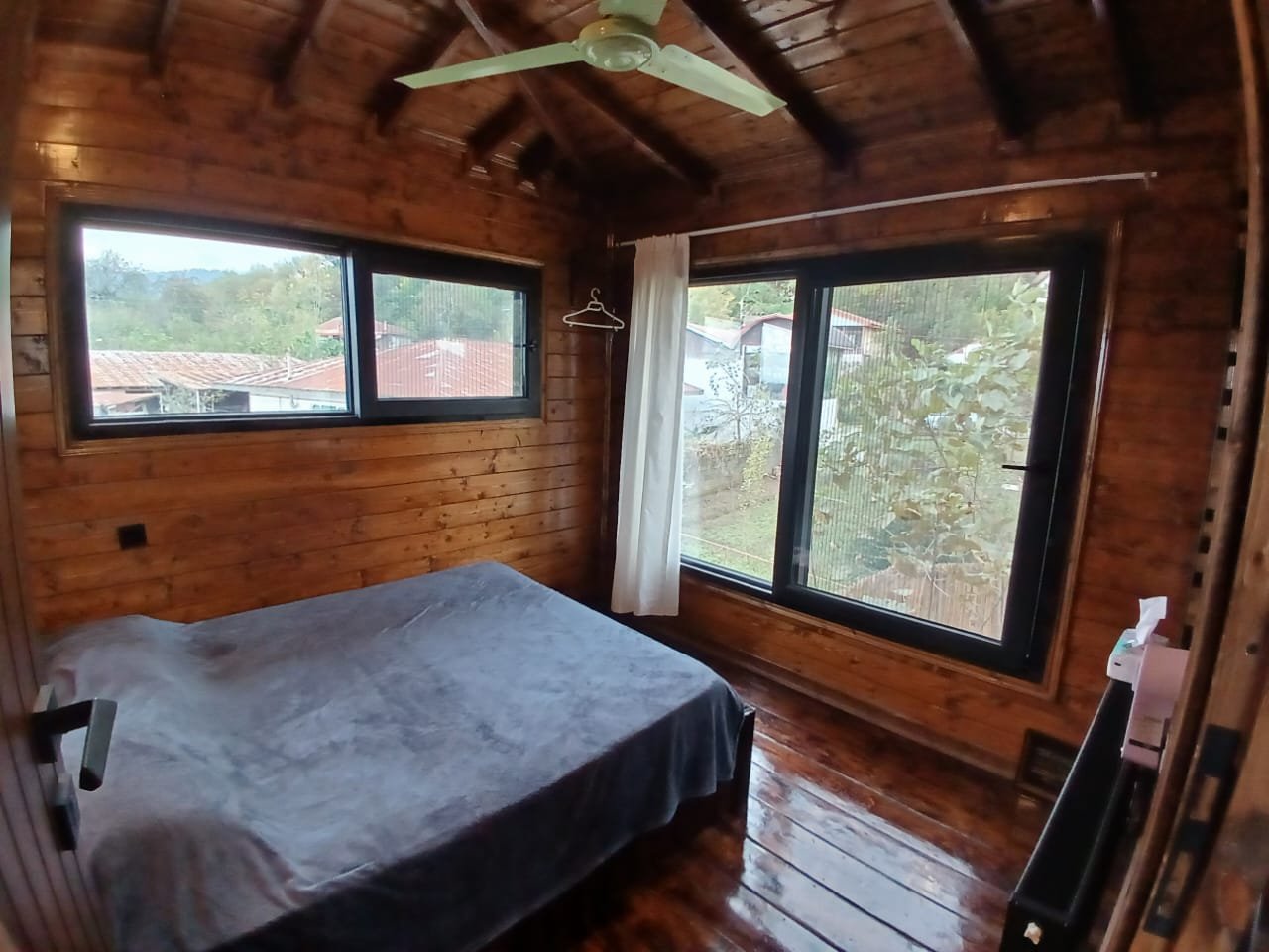 ویلا دوخوابه دوبلکس برکه ویلا