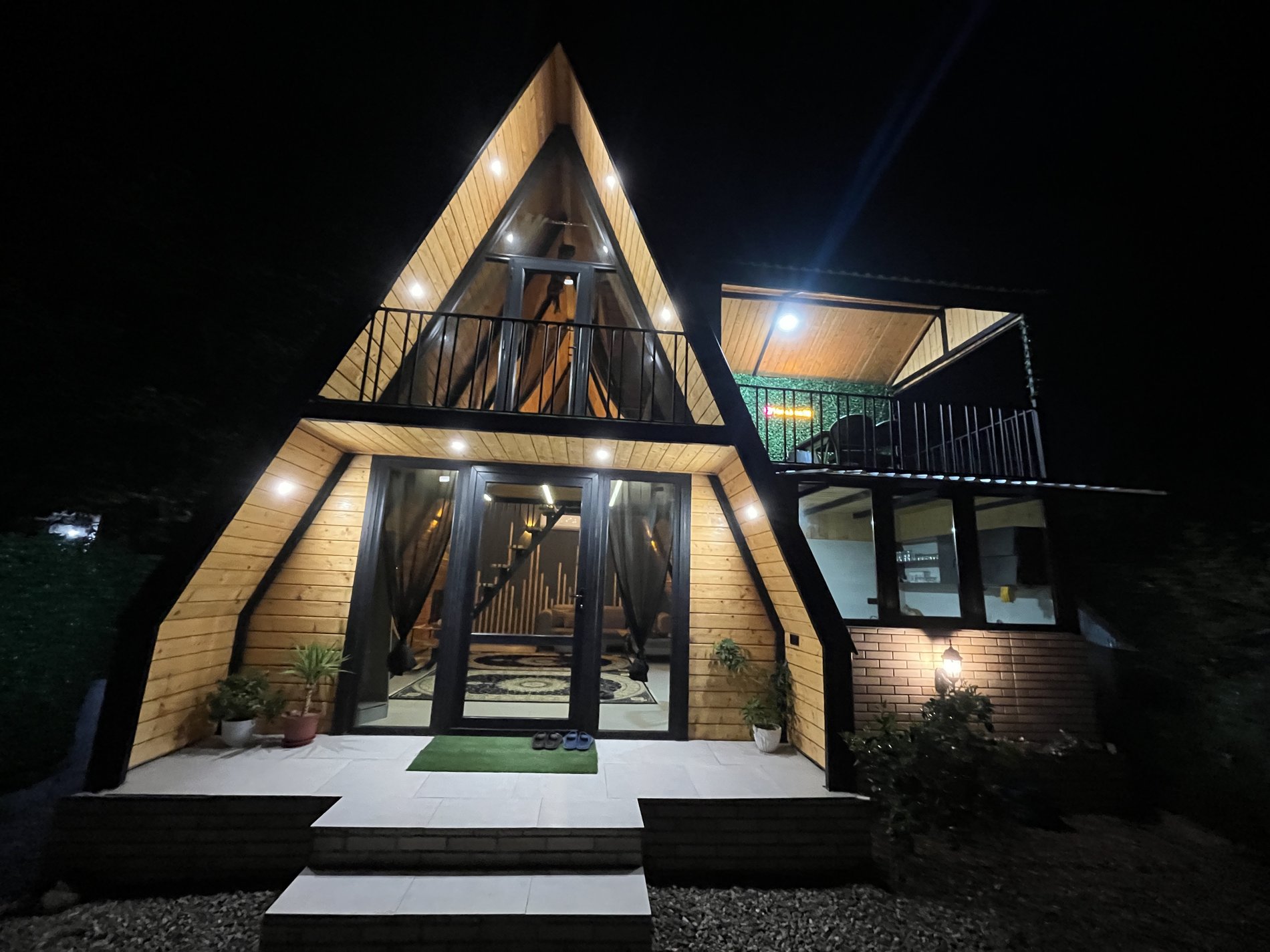 کلبه کلبه سوئیسی موکا