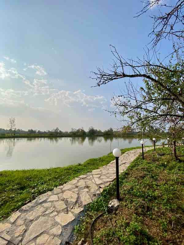 کلبه سوئیسی موکا - راهروی ورودی