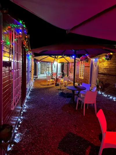 بومگردی جزیرمون - واحد  سرخابی