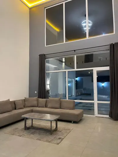 ویلا چهارخوابه دوبلکس استخردار آبگرم الیزا