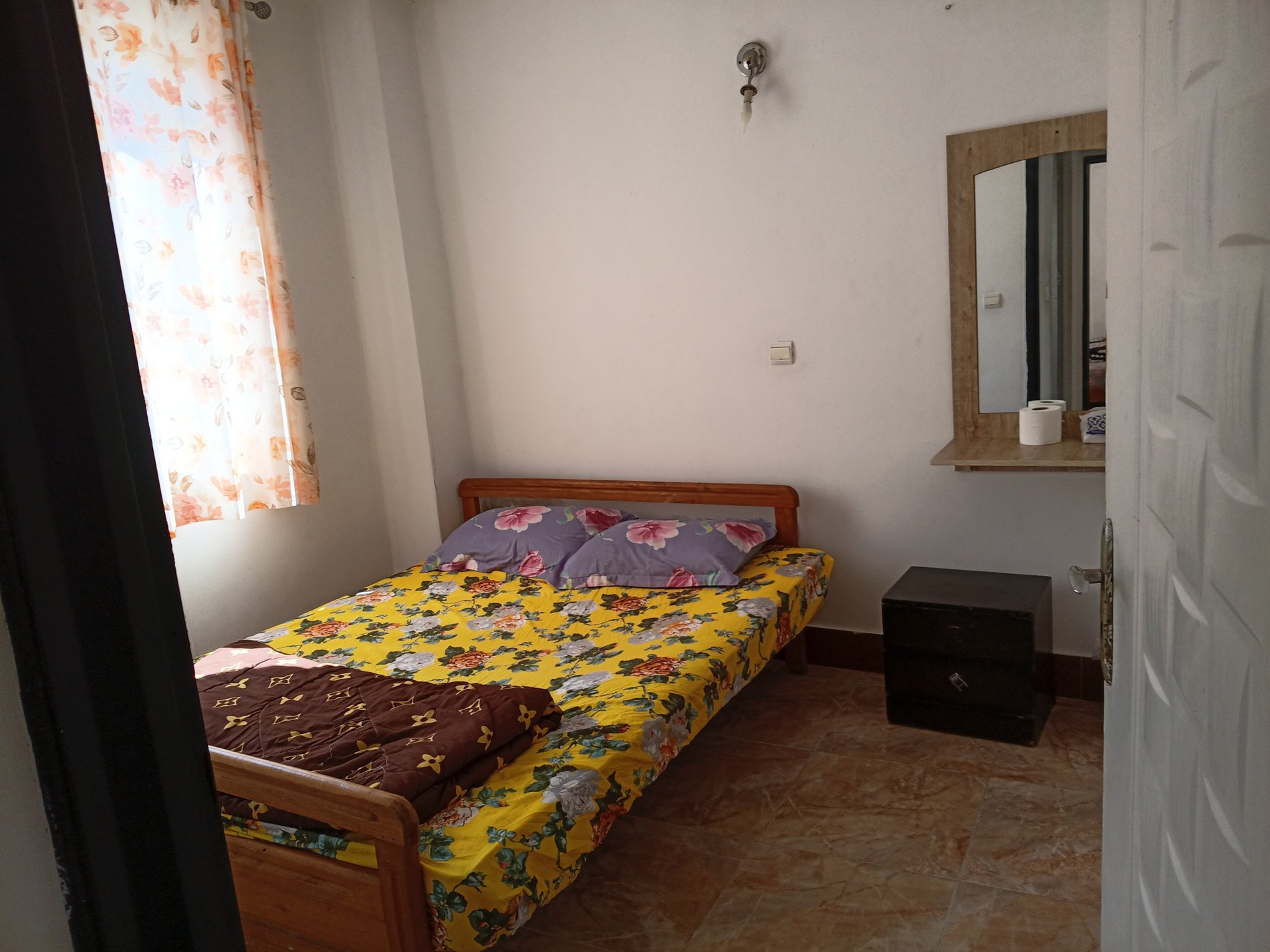 مجتمع اقامتگاهی یاس بهار - واحد ۱۰۰