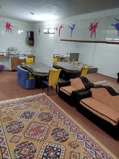 سوئیت فلت چیکا دهقانی