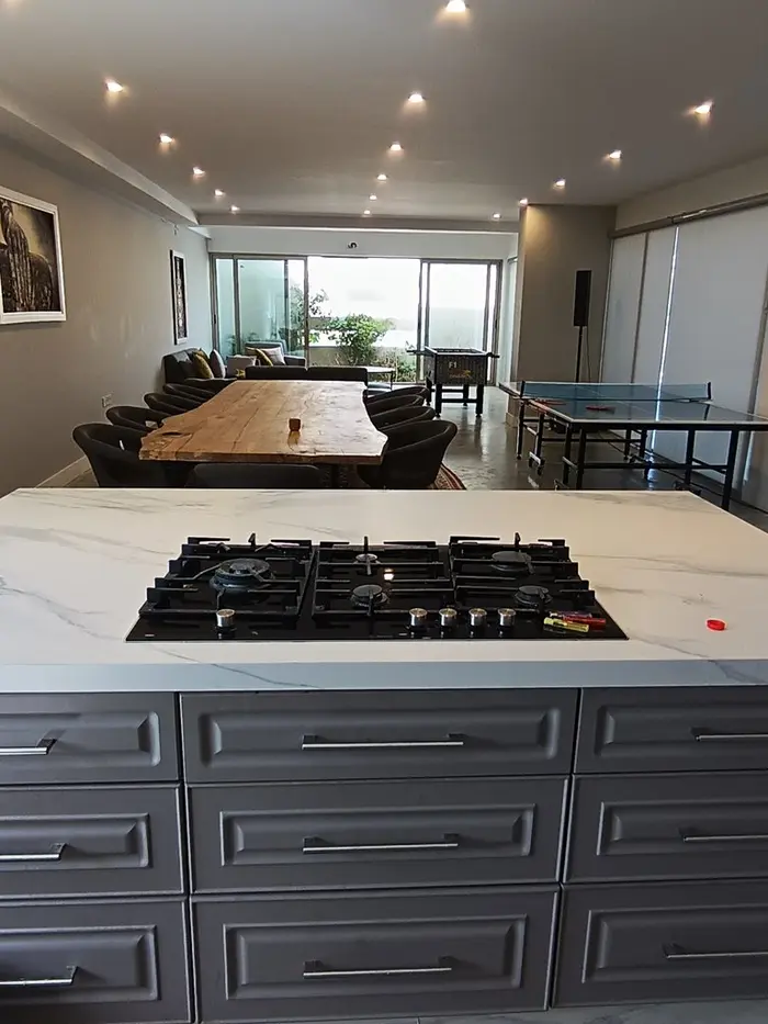 ویلا چهارخوابه جکوزی دار قلات