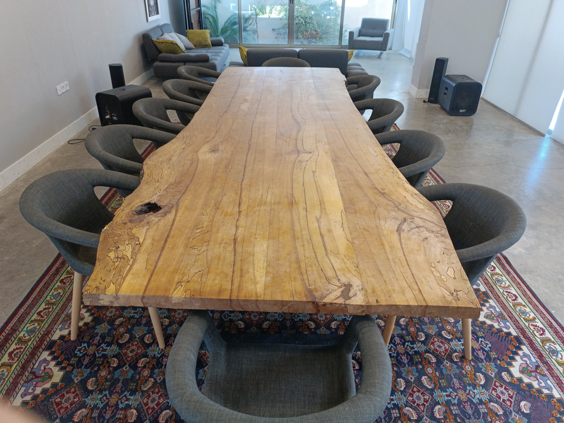 ویلا چهارخوابه با حوضچه آب گرم قلات