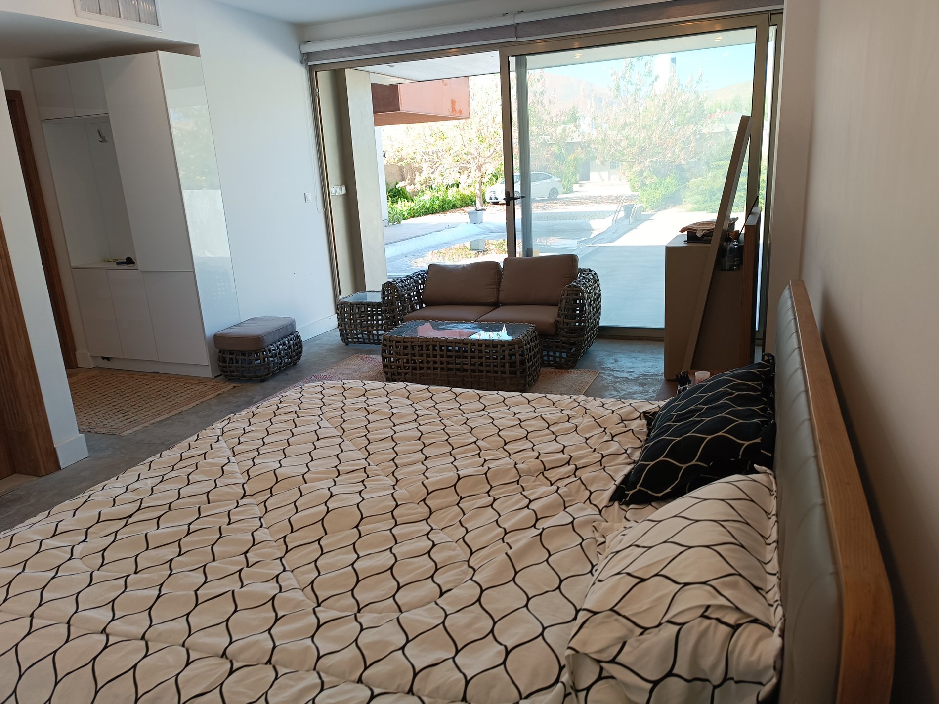 ویلا چهارخوابه جکوزی دار قلات