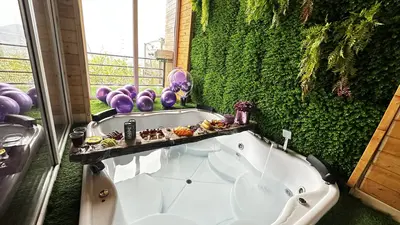 کلبه یک خوابه جکوزی دار چوبی سرولا