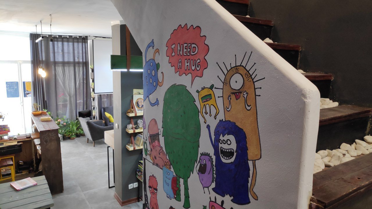 هاستل پارادیزوو - واحد 1