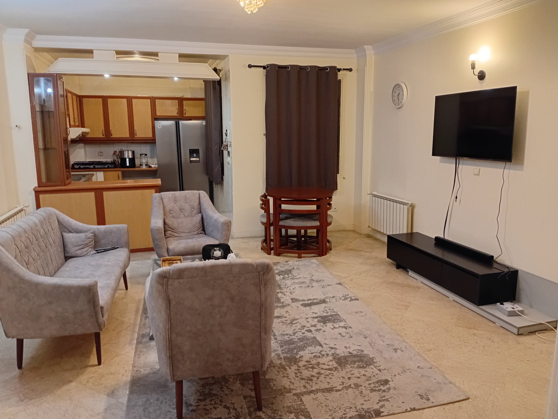 آپارتمان یک خوابه لاله 9