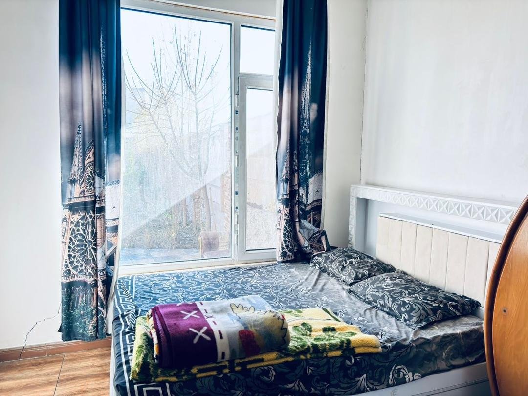 بوم گردی دوخوابه استخردار آبگرم افق 1