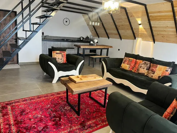 کلبه دوخوابه سوئیسی آرام 3