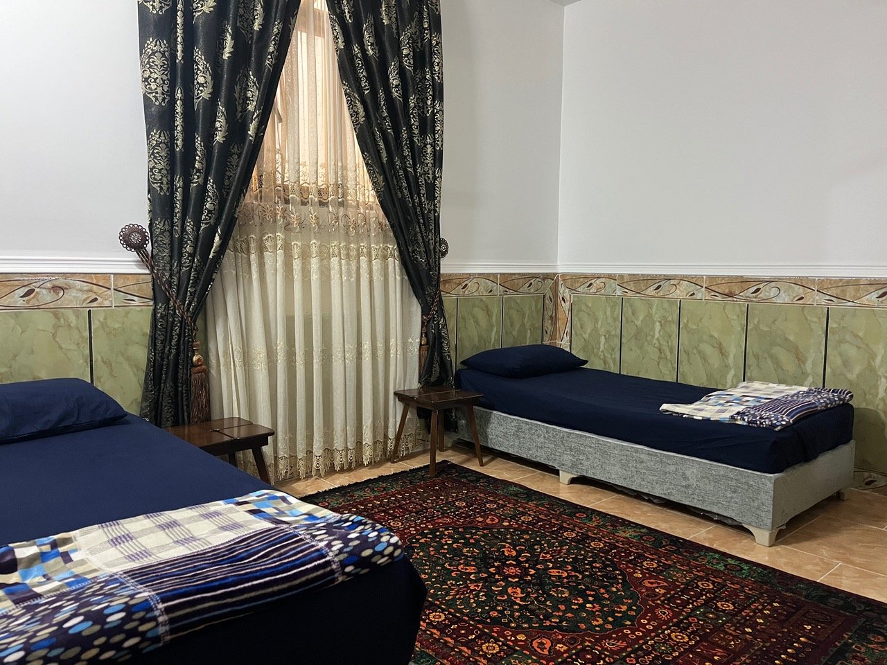 آپارتمان سه خوابه خوشبخت 