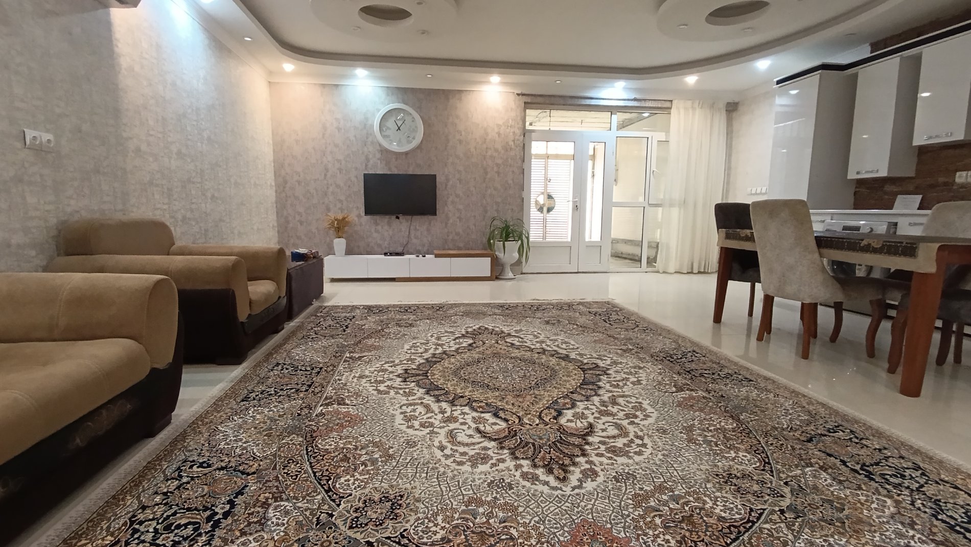 سوئیت یک خوابه بهمیاری