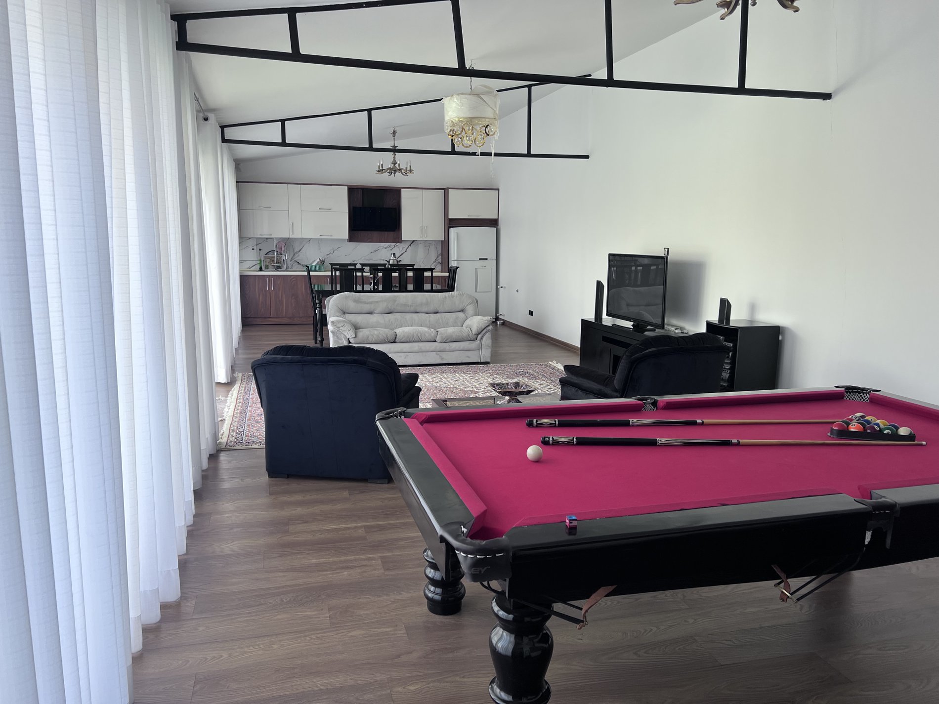 ویلا یک خوابه استخردار آبگرم فخاری