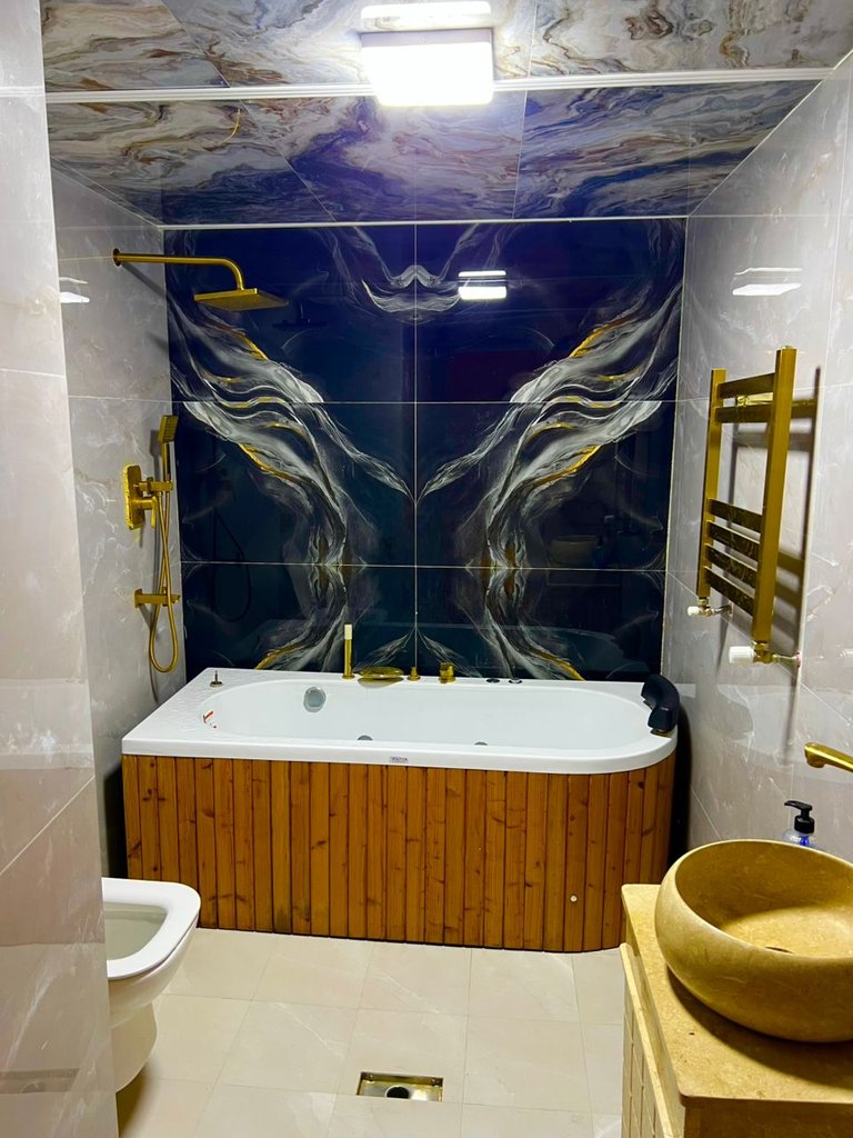 کلبه یک خوابه دوبلکس جکوزی دار سفید تمشک