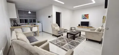 مسافرخانه آیاز - واحد 2