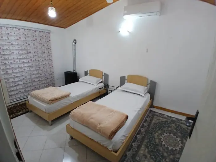 ویلا سه خوابه دوبلکس استخردار آبگرم باغ دهکده سبز